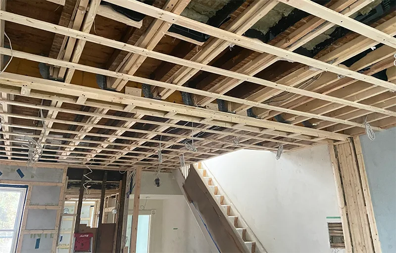 Expert framing contractor in Toronto performing rough carpentry and structural framing
